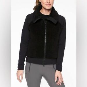 Athleta Range Sherpa Jacket size large black fuzzy